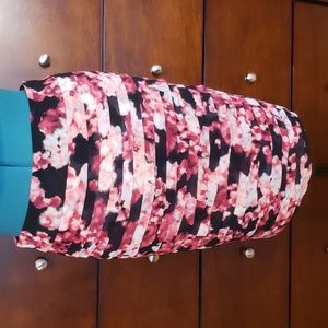 WHBM Pink & Black Floral Tiered Layered Pencil Skirt, Size 00